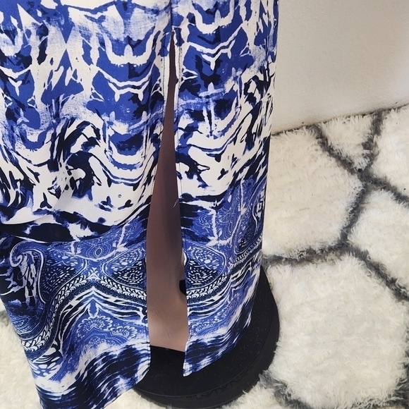 Nwot Express Printed Chiffon Modest Maxi Skirt - Size: XS - Picture 13 of 15